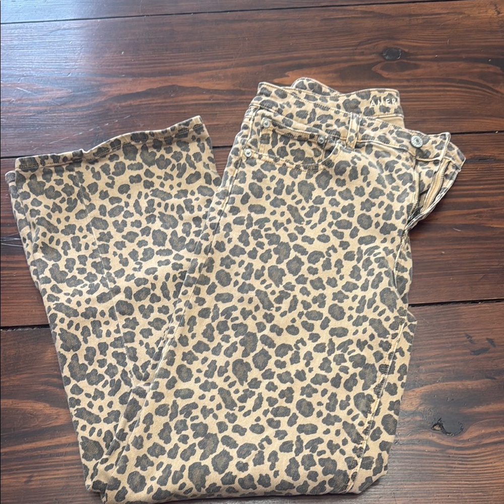 American Eagle Outfitters  Leopard Print Cropped Pants
